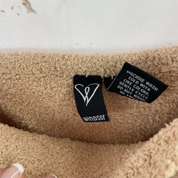 Windsor S Cream Nude Cozy Soft Chenille Spaghetti Strap Square Neck Crop PJ Top - Picture 6 of 7